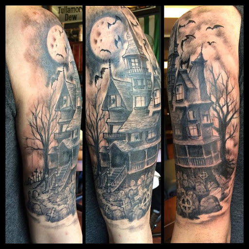 Tattoo Shop «Bloodeagle Tattoo Studio», reviews and photos, 406 S Craig St, Pittsburgh, PA 15213, USA