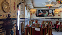 Atmosphère du Restaurant marocain La Tour du Maroc à Villebon-sur-Yvette - n°1