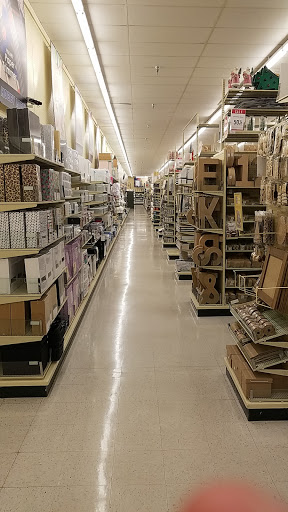 Craft Store «Hobby Lobby», reviews and photos, 150 E Oak St, Conway, AR 72032, USA