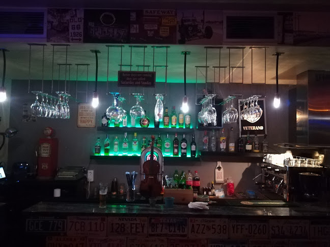 Vintage Wine Bar - Maia