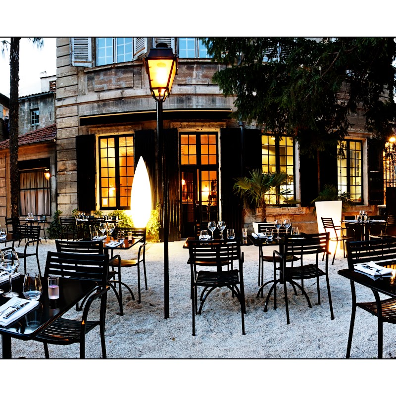 La Cour d'Honneur - Restaurant Avignon Centre Ville