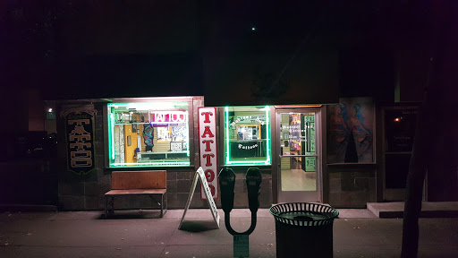 Radiant Ink Tattoo Studio, 211 W 1st St, Chico, CA 95928, USA, 