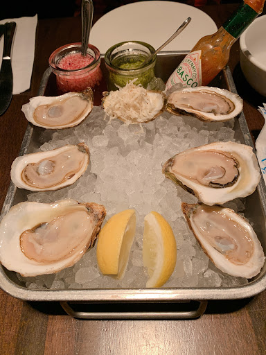 Lucille's Oyster Dive