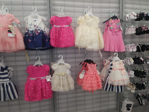 Shopping Mall «Oakdale Village Shopping Center», reviews and photos, 8301 3rd St N, St Paul, MN 55128, USA