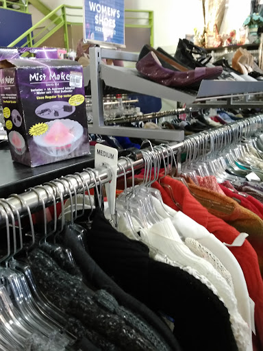 Thrift Store «Goodwill U-District», reviews and photos