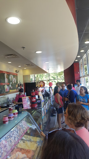 Ice Cream Shop «Cold Stone Creamery», reviews and photos, 9960 Southside Blvd #100, Jacksonville, FL 32256, USA