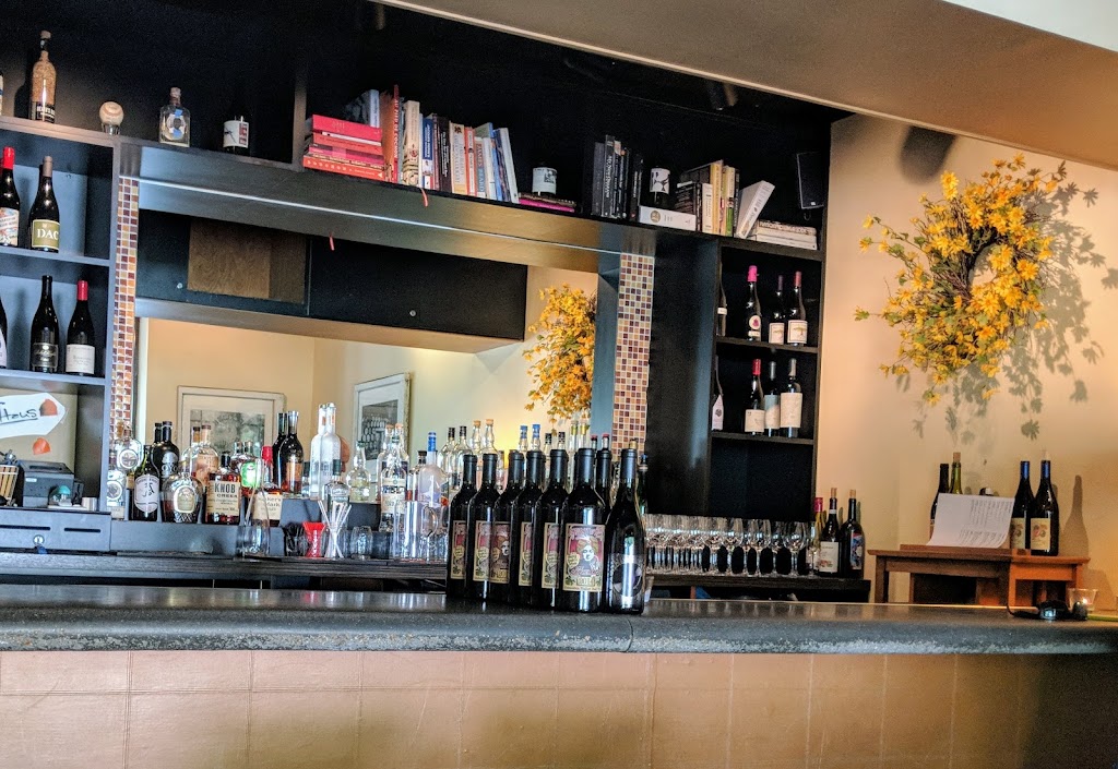 Farmhaus Restaurant 63139