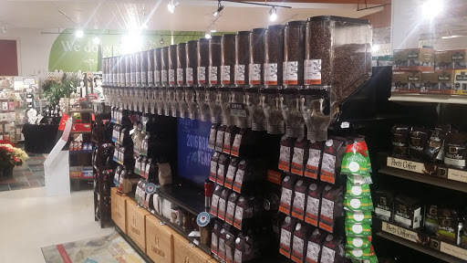 Grocery Store «The Hills Market», reviews and photos, 7860 Olentangy River Rd, Columbus, OH 43235, USA