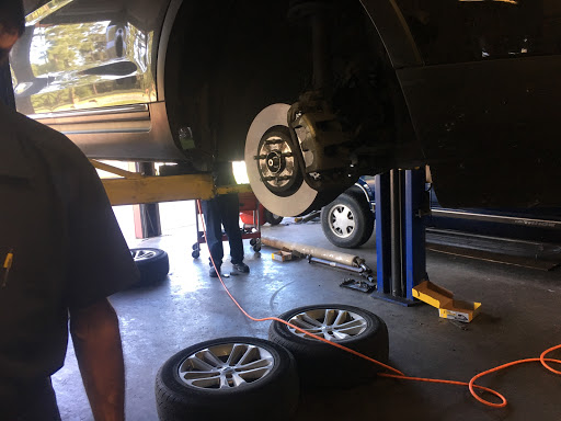 Transmission Shop «All-Pro Transmissions», reviews and photos, 22818 Commercial Ln, Tomball, TX 77375, USA