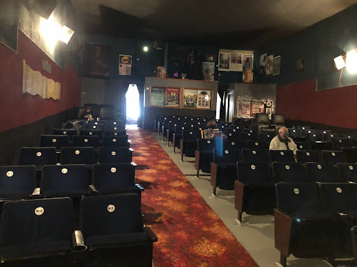 Movie Theater «Bijou Theatre», reviews and photos, 1624 NE Hwy 101, Lincoln City, OR 97367, USA