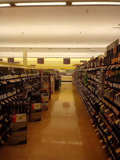 Grocery Store «Giant», reviews and photos, 61 Catoctin Cir NE, Leesburg, VA 20176, USA