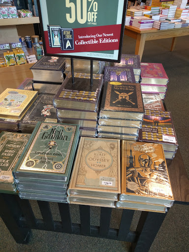 Book Store «Barnes & Noble», reviews and photos, 5301 Belt Line Rd #118, Dallas, TX 75254, USA