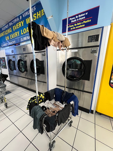 Laundromat «Speed Wash Laundry», reviews and photos, 9340 Magnolia Ave, Riverside, CA 92503, USA