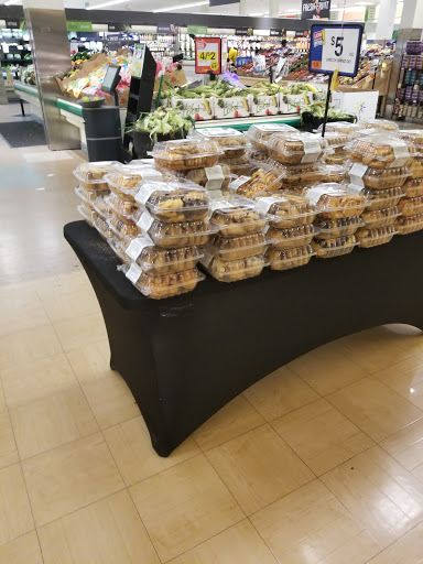 Grocery Store «Stop & Shop», reviews and photos, 240 E Sandford Blvd, Mt Vernon, NY 10550, USA