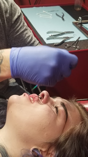 Tattoo Shop «Quality Ink -Tattoo and Piercing Studio», reviews and photos, 3604 Fort Crook Rd S, Bellevue, NE 68123, USA