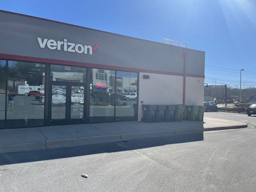 Cell Phone Store «Verizon Authorized Retailer – Cellular Sales», reviews and photos, 851 Brevard Rd, Asheville, NC 28806, USA