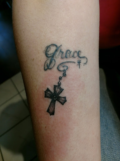 Tattoo Shop «Coney Island Vinny Tattoo And Body Piercing», reviews and photos, 2075 Utica Ave, Brooklyn, NY 11234, USA