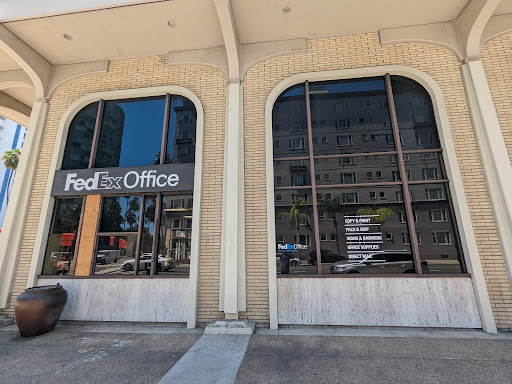 Print Shop «FedEx Office Print & Ship Center», reviews and photos, 555 E Ocean Blvd Suite 102, Long Beach, CA 90802, USA