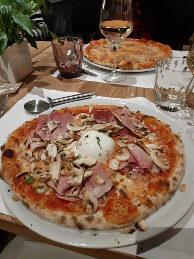 Maccabei La Pizzeria _ VERONA in San Giovanni Lupatoto, Provincia di Verona