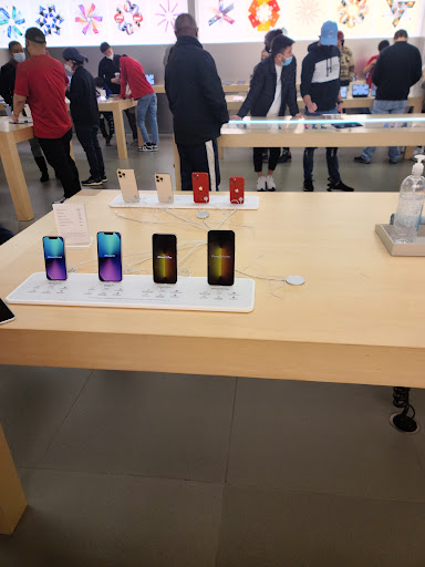 Computer Store «Apple Short Hills», reviews and photos, 1200 Morris Turnpike, Short Hills, NJ 07078, USA