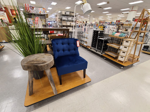 Department Store «T.J. Maxx», reviews and photos, 34 E Ridgewood Ave, Paramus, NJ 07652, USA