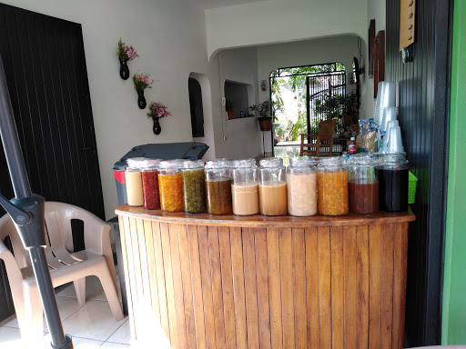 Raspados PIÑAKIWI en Tecomán