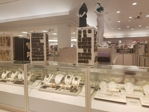 Shopping Mall «Pembroke Lakes Mall», reviews and photos, 11401 Pines Blvd, Pembroke Pines, FL 33026, USA