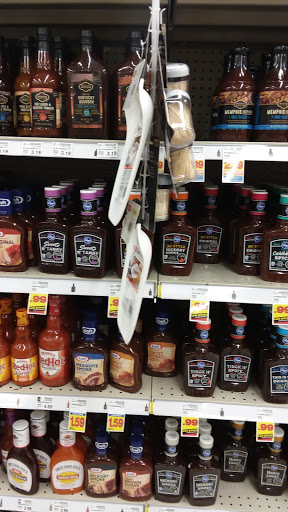 Grocery Store «Kroger», reviews and photos, 301 S Ellington Pkwy, Lewisburg, TN 37091, USA