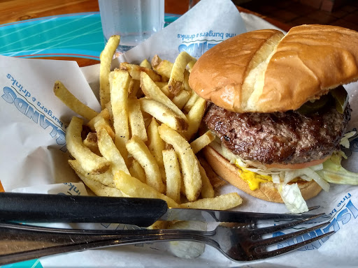 Shopping Mall «The Bluffs Shopping Center», reviews and photos, 1302 - 1380 Bison Ave, Newport Beach, CA 92660, USA