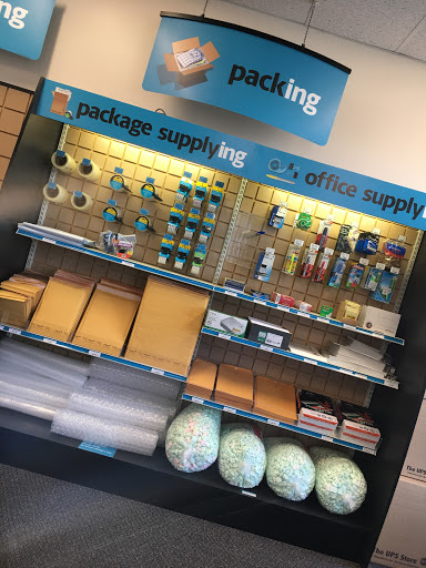 Shipping and Mailing Service «The UPS Store», reviews and photos, 3620 W 10th St B, Greeley, CO 80634, USA