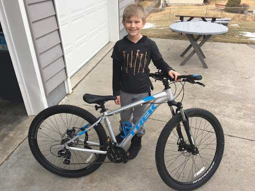 Bicycle Store «Trek Bicycle Store of Omaha (Midtown)», reviews and photos, 7214 Jones St, Omaha, NE 68114, USA