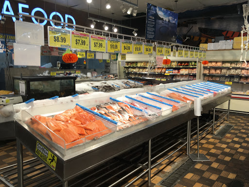 Supermarket «Grand Concourse Food Bazaar Supermarket», reviews and photos, 238 E 161st St, Bronx, NY 10451, USA