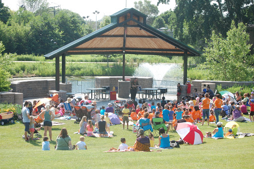 Park «Vogelei Park & Barn», reviews and photos, 650 W Higgins Rd, Hoffman Estates, IL 60169, USA