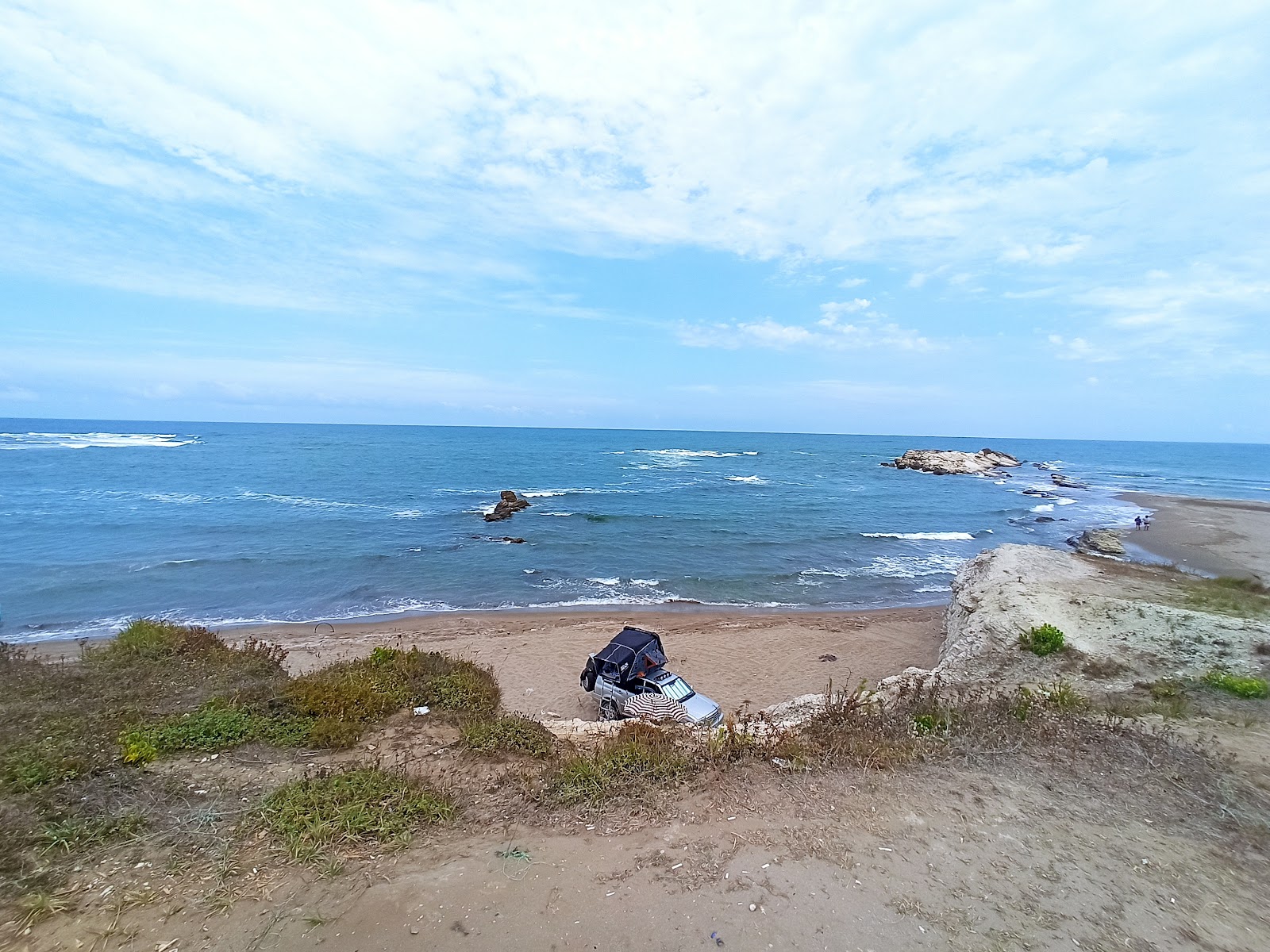 Uzunkum nature park'in fotoğrafı dağlarla çevrili