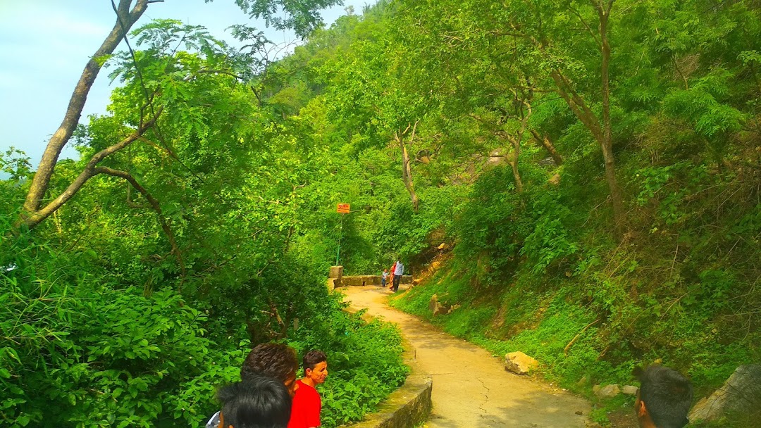 नीलकण्ठ रेस्टोरैन्ट