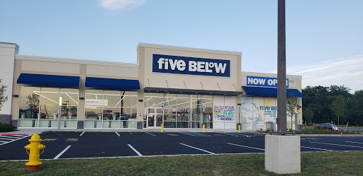 Variety Store «Five Below», reviews and photos, 1 Rte 37 W, Toms River, NJ 08753, USA