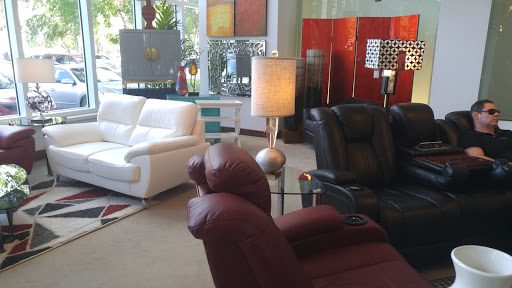 Furniture Store «Rooms To Go & Rooms To Go Kids Furniture Store - Miami International (Doral)», reviews and photos, 10623 NW 12th St, Doral, FL 33172, USA