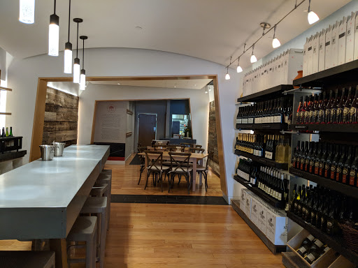 Winery «White Birch Vineyards Tasting Room», reviews and photos, 18 W Genesee St, Skaneateles, NY 13152, USA