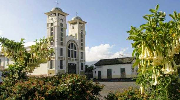 Santuario Católico Nuestra Señora del Tránsito | Totoras - Salasaca