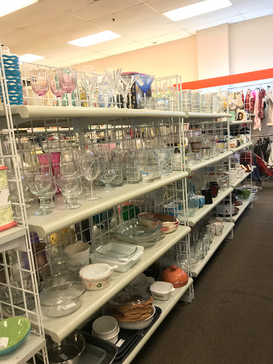 Thrift Store «Goodwill - Pomona», reviews and photos, 215 Philadelphia St, Pomona, CA 91766, USA