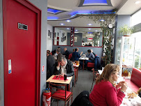 Atmosphère du Restaurant français Le Colbert à Châtillon - n°2