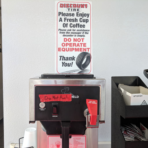 Tire Shop «Discount Tire Store - Moore, OK», reviews and photos, 1421 S I-35 Service Rd, Moore, OK 73160, USA