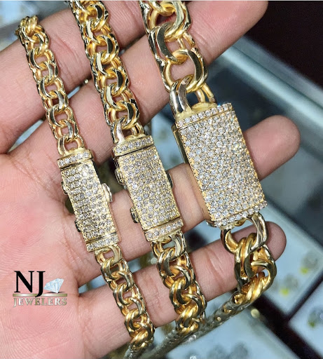 Wholesale Jeweler «N J Jewelers Inc», reviews and photos, 2201 N 10th St, McAllen, TX 78501, USA
