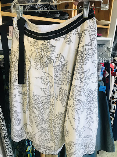 Thrift Store «HAAM Resale Store», reviews and photos, 1204 1st St E, Humble, TX 77338, USA