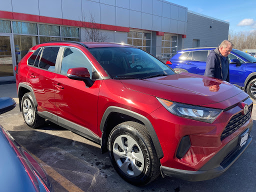 Car Dealer «Vanderstyne Toyota», reviews and photos, 4374 W Ridge Rd, Rochester, NY 14626, USA