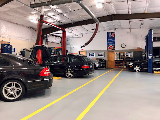 Auto Repair Shop «Auto-Bon Inc.», reviews and photos, 89 Wolcott Rd, Simsbury, CT 06070, USA