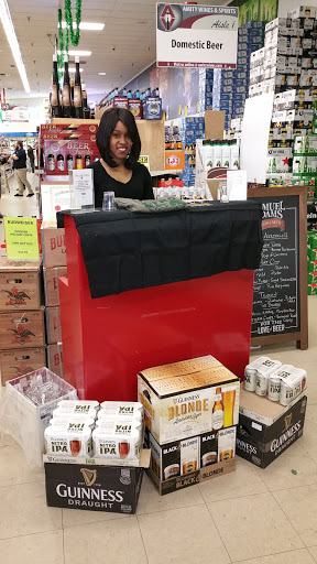 Liquor Store «Amity Wine & Spirit Co», reviews and photos, 95 Amity Rd, New Haven, CT 06515, USA