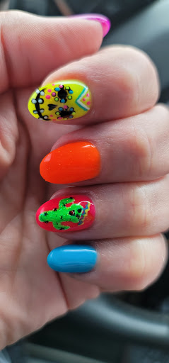 Nail Salon «Health and Beauty Nail Salon», reviews and photos, 11929 Olive Blvd, Creve Coeur, MO 63141, USA