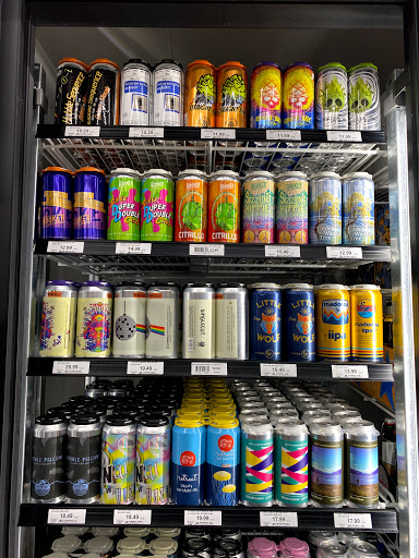 Wine Store «Parkview Wine & Spirits», reviews and photos, 229 Park Rd, West Hartford, CT 06119, USA