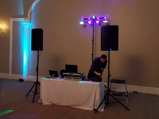 Caterer «Garden On Millbrook Catering», reviews and photos, 2400 E Millbrook Rd, Raleigh, NC 27604, USA